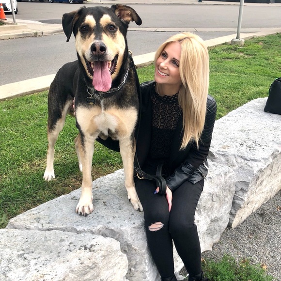 Meet your Posher, Hayley - Picture 1 of 1